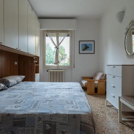 Casa vacanze Simplistic Holiday In Near Lake Beach *