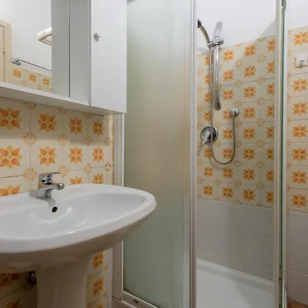 Simplistic Holiday In Near Lake Beach * Salò