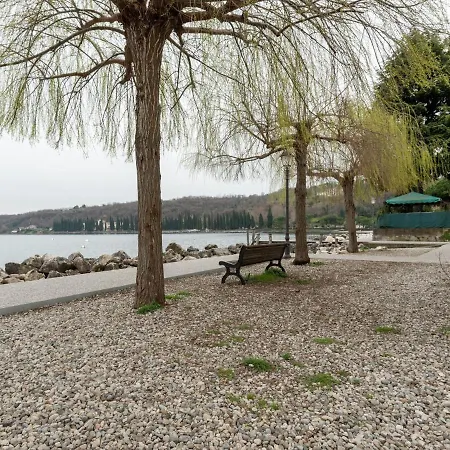 Casa vacanze Simplistic Holiday In Near Lake Beach *