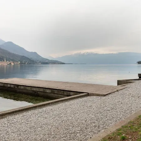Simplistic Holiday In Near Lake Beach Salò